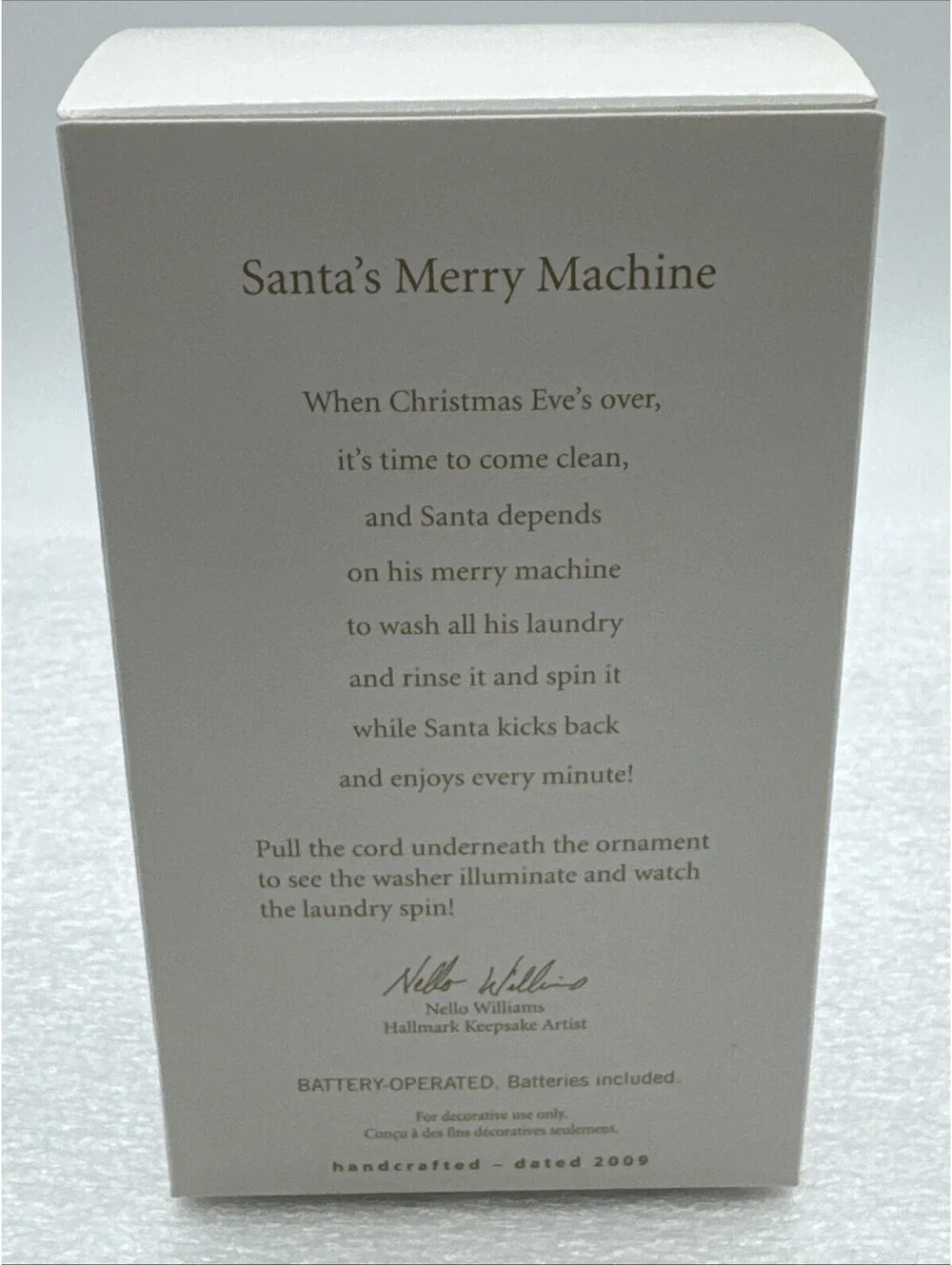 2009 Hallmark Santas Merry Washing Machine Ornament Magic Light & Motion New